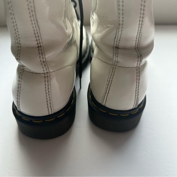 Dr martens woman’s white boots - Picture 3 of 14